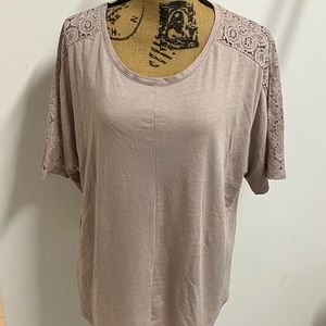 Lace sleeve blouse